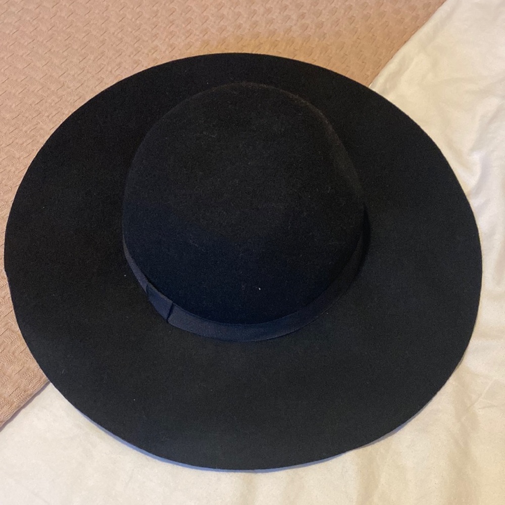 Cotton on wool hat